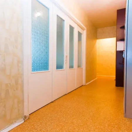 Apartment Dobrotel On Ulitsa Kamennogorskaya 30 *